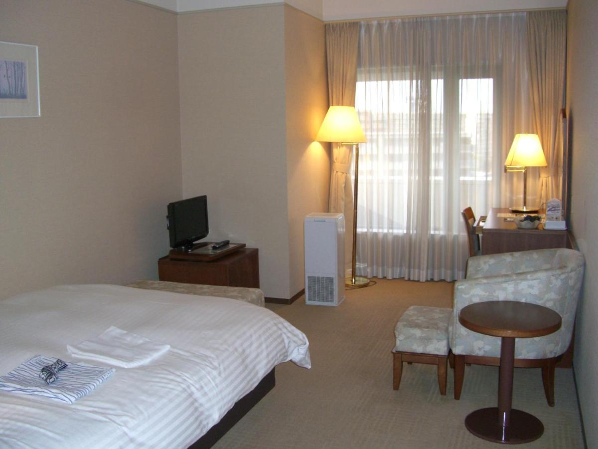 Nakanoshima Plaza Hotell Ōsaka Eksteriør bilde