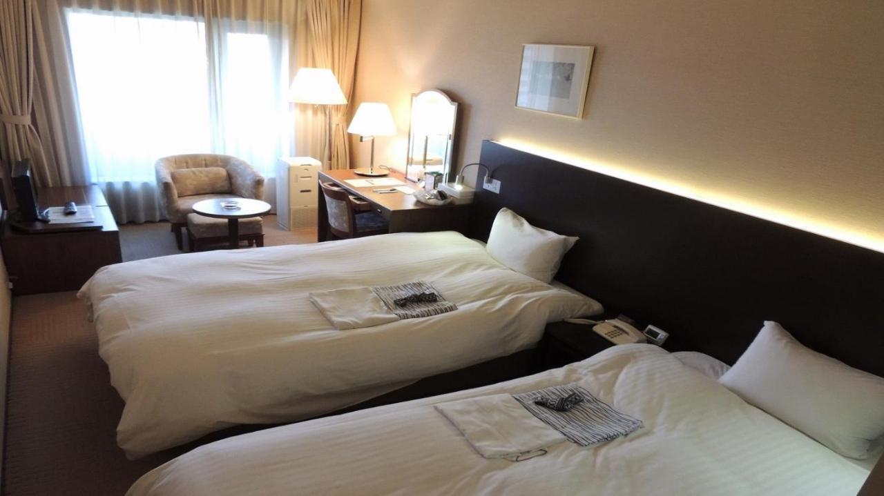 Nakanoshima Plaza Hotell Ōsaka Eksteriør bilde