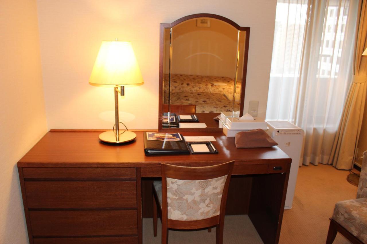 Nakanoshima Plaza Hotell Ōsaka Eksteriør bilde